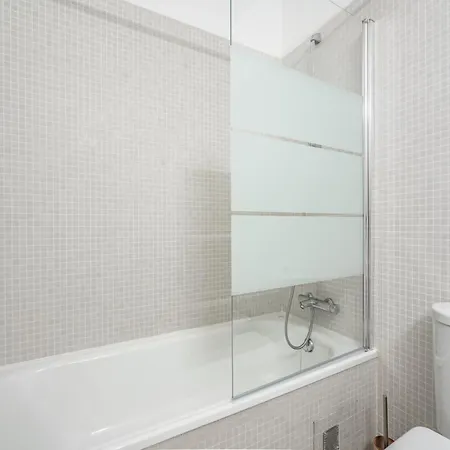 Apartament Akicity Entrecampos Elderberry