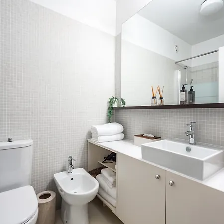 Apartament Akicity Entrecampos Elderberry *