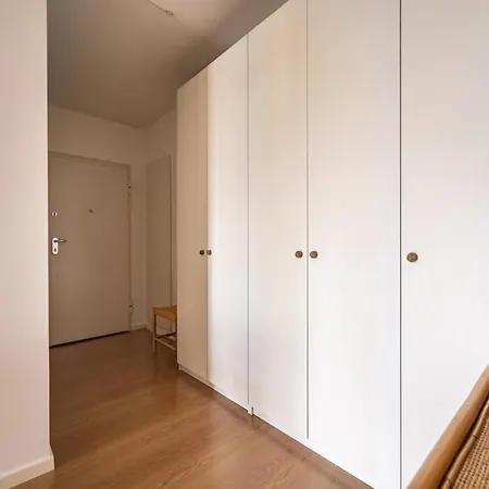 Akicity Entrecampos Elderberry Lisbon