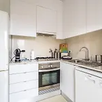 דירה Akicity Entrecampos Elderberry ליסבון